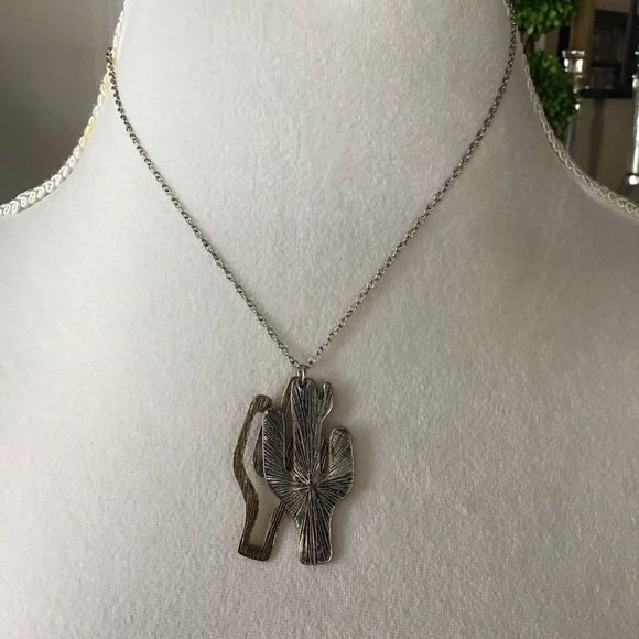 Cactus Necklace Dual Charms Metal Western Bohemian Silver Tone Chain Adjusts NEW - Picture 9 of 9